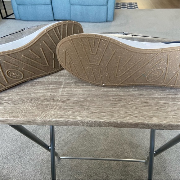 NWOT Dr. Scholl’s Men’s Slater grey slip ons.  Size 12 - Picture 4 of 6